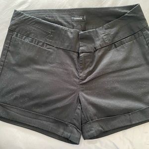 Black cuffed twill shorts